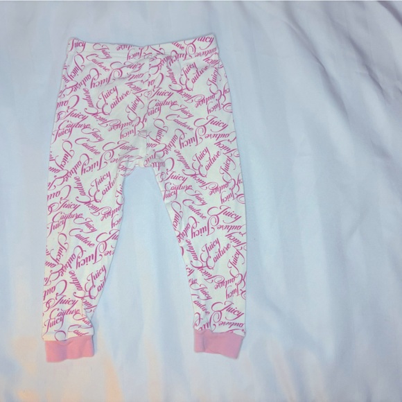 Juicy Couture Baby Pajamas - Picture 4 of 5